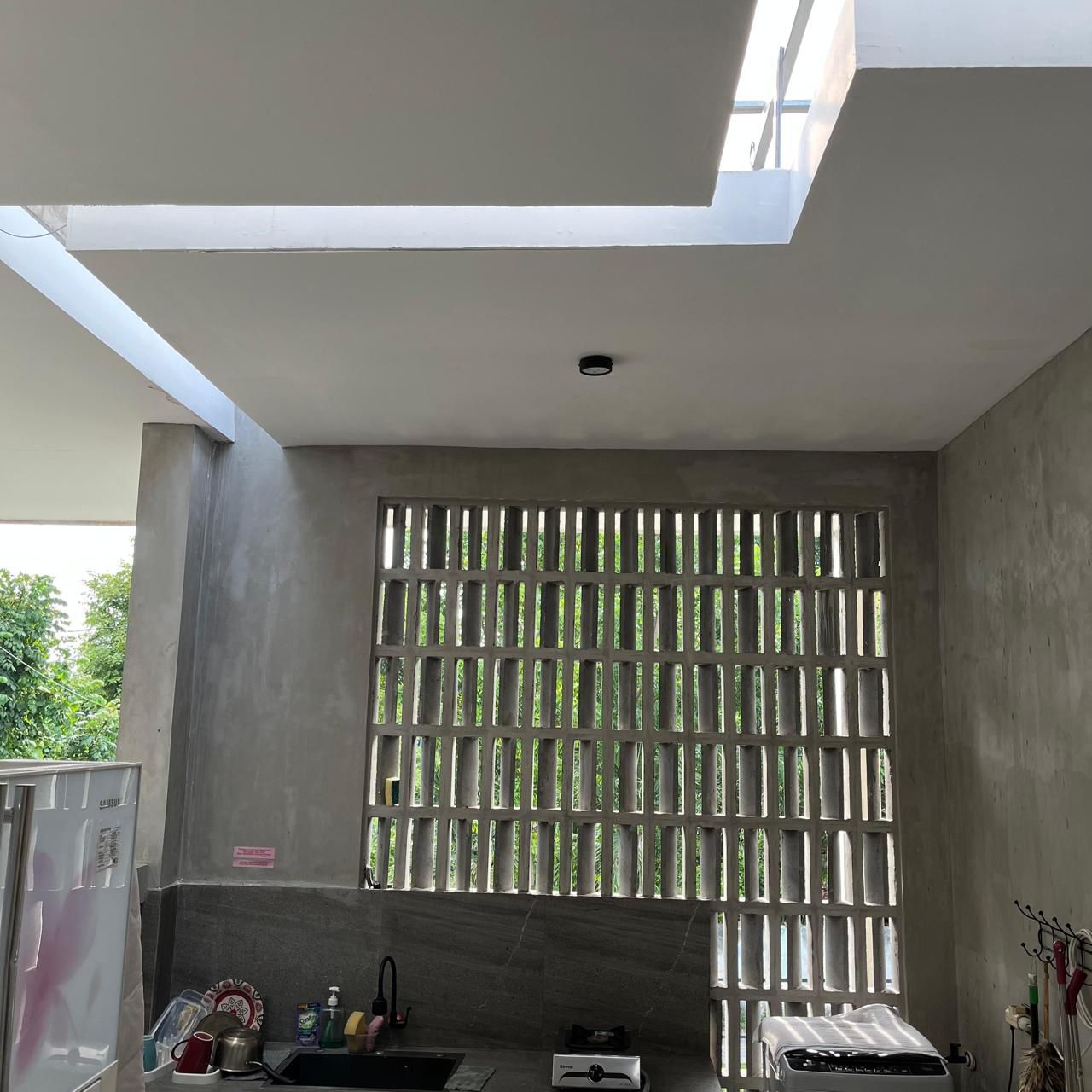 Dapur Bersama Pencahayaan Alami